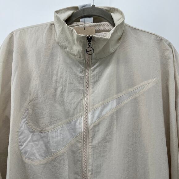 NWT Nike Swoosh Women's Cream Windbreaker Oversized Baggy Sport Jacket XL 1X 2XL - Picture 1 of 10